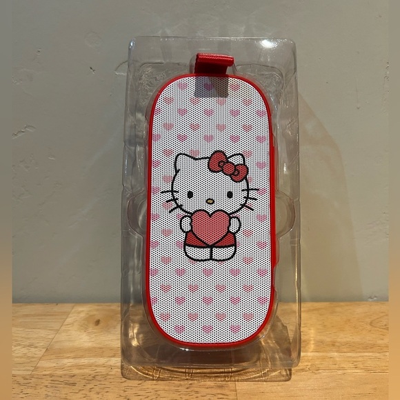 Hello Kitty Bluetooth Portable Speaker made Sanrio. Red and White. NWTS - Picture 6 of 8